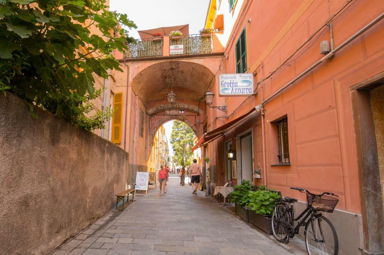 La Terrazza Bed & Breakfast Varazze Exterior foto
